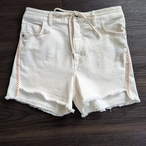 Anthropologie Pilcro Women's High Rise White Embroidered Denim Shorts Size 27